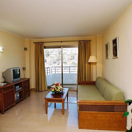 Apartamentos Balansat Port de Sant Miguel Exterior photo